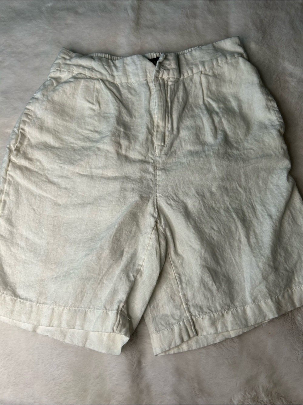 Tahari Women’s Size Medium Linen Shorts 7 Inch I Seam White 3821